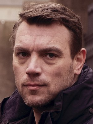 Adam Buschard