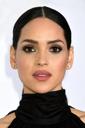 Adria Arjona