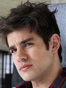 Alex Esola