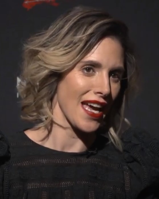 Alexandra De La Mora