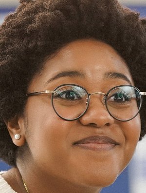 Anjelika Washington