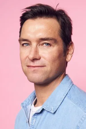 Antony Starr