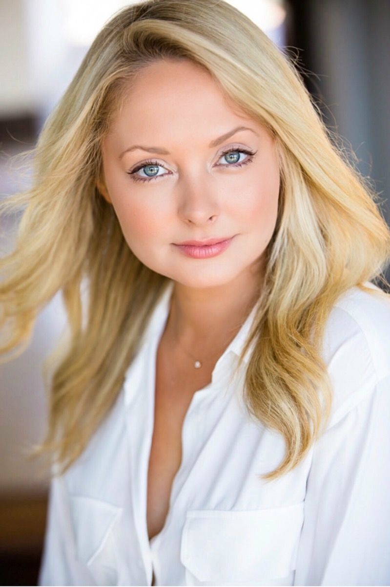Chloë Crampton