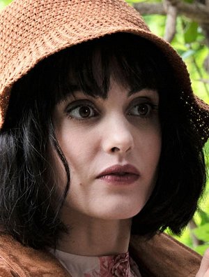 Claire Chust