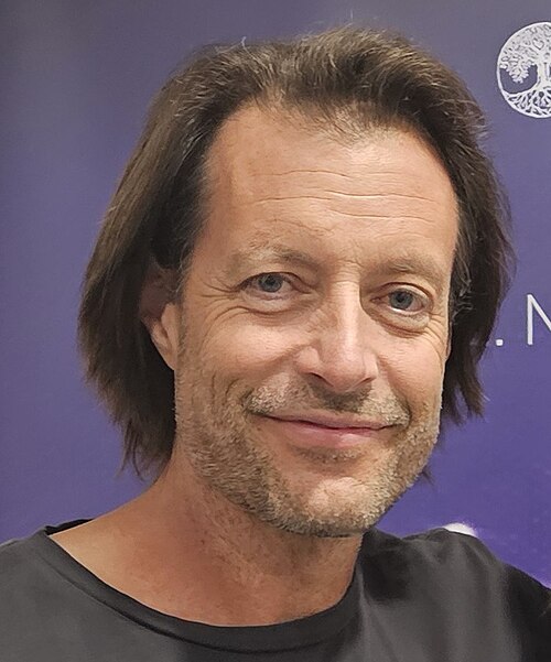 Dan Paris
