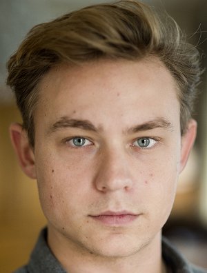 Dennis Mojen