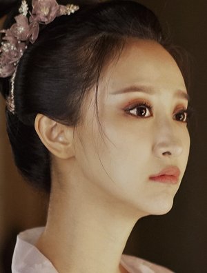 Elaine Tong