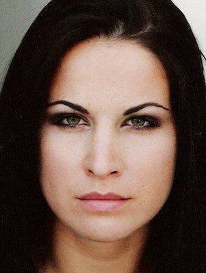 Eva Derrek