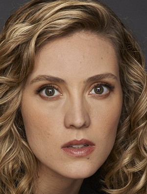 Evelyne Brochu