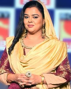 Gulfam Khan