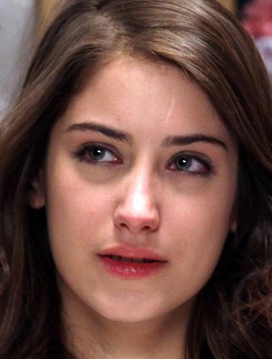 Hazal Kaya