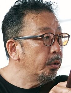 Jošihiro Nakamura