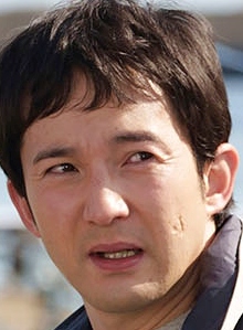 Jósuke Asari