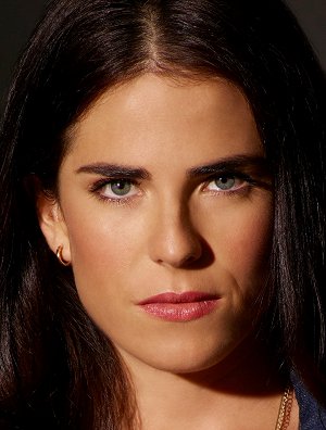 Karla Souza