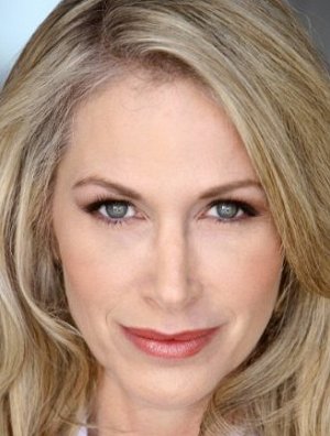 Kelly Lynn Gitter