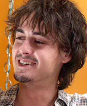 Nestor Aaron Absera