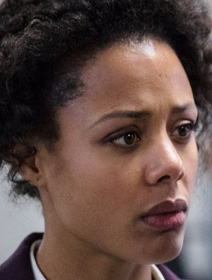 Nina Toussaint-White
