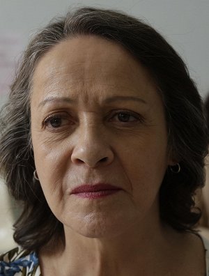 Nora Velázquez