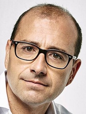 Paco Cabezas