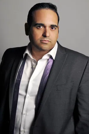 Robert Amaya