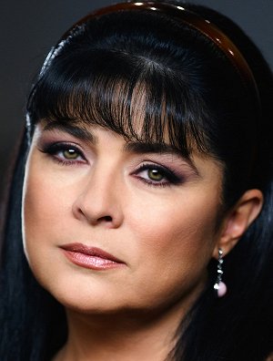 Victoria Ruffo
