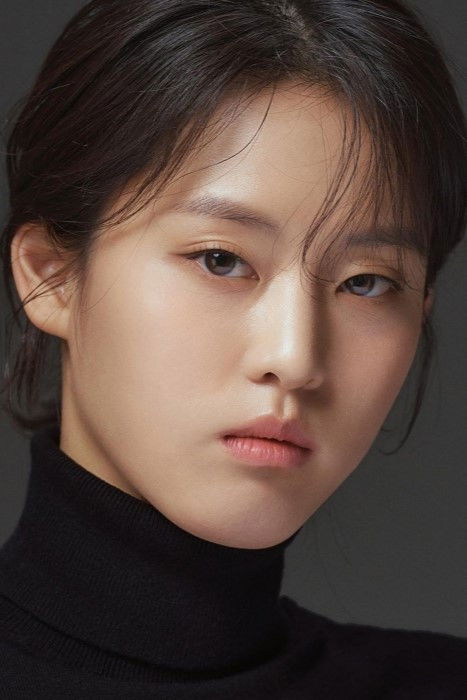 Yeon Lee