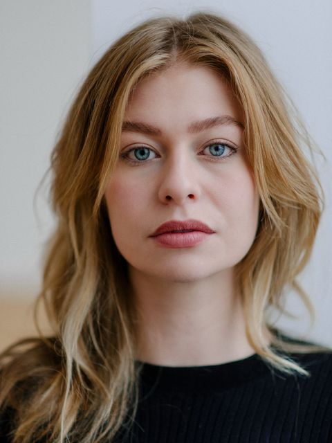 Zoe Straub