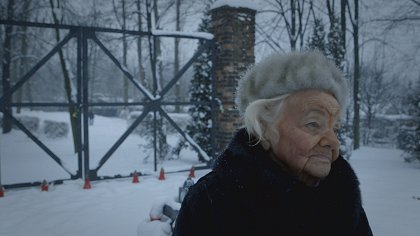 1945: Krvavý mír
