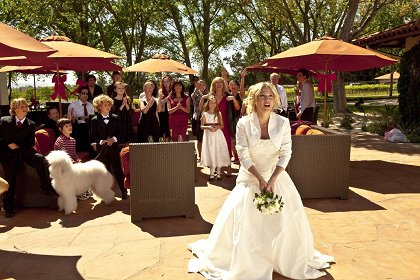 A Christmas Wedding Tail
