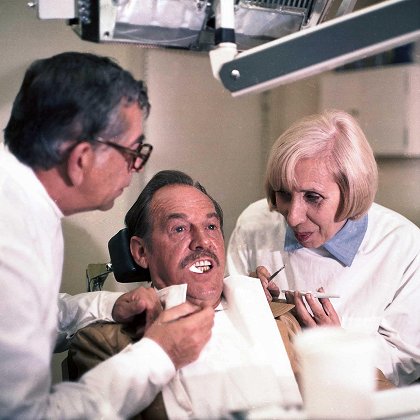 Ach, ten doktor