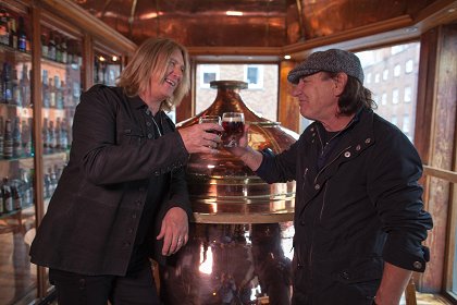 Brian Johnson: Rock na cestě