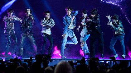 Burn the Stage: The Movie