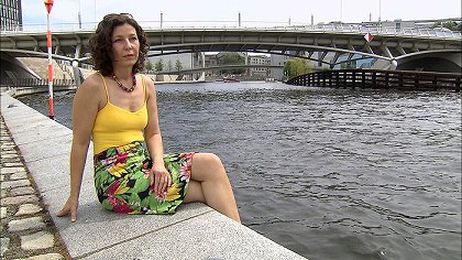 Cestička z domova