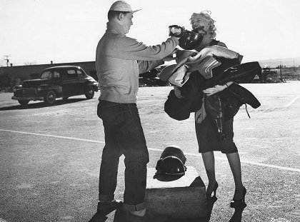 Dragstrip Girl