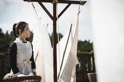 Gyeongseonghakyoo : sarajin sonyeodeul