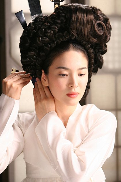 Hwang Jin-Yi