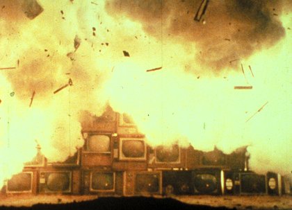 Koyaanisqatsi: Život v nerovnováze
