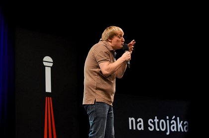 Na Stojáka v kině