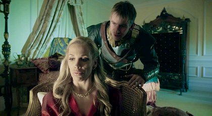 Queen of Thrones