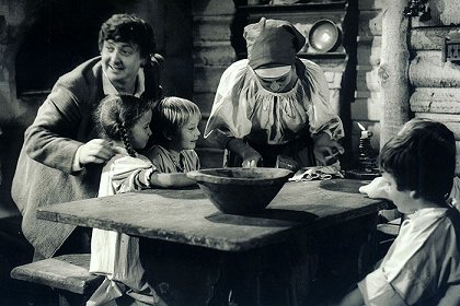 Šiel tovariš svetom